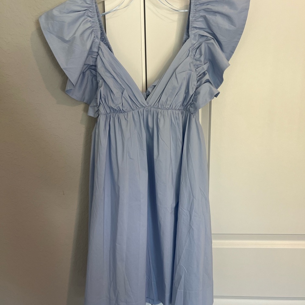 NWT Ruffle sleeve tie back baby blue mini dress